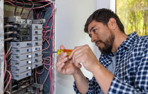 Best Local Electrician Companies  in Spencerport, NY